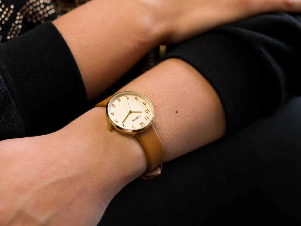 Zegarek damski LORUS RG222SX9