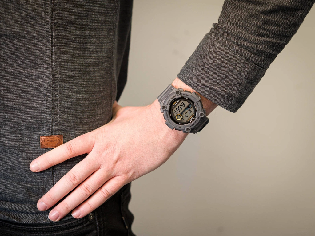 Zegarek męski CASIO WS-1300H-8AVEF