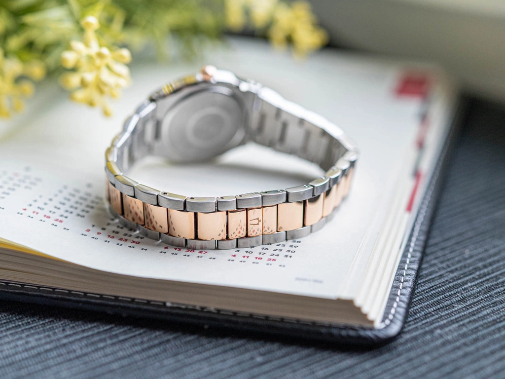 Zegarek damski BULOVA 98R283 Surveyor