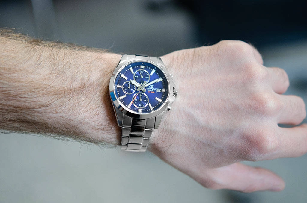 Zegarek męski CASIO Edifice EFV-560D-2AVUEF