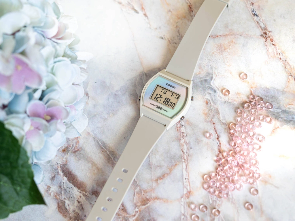 Zegarek damski CASIO LW-205H-8AEF