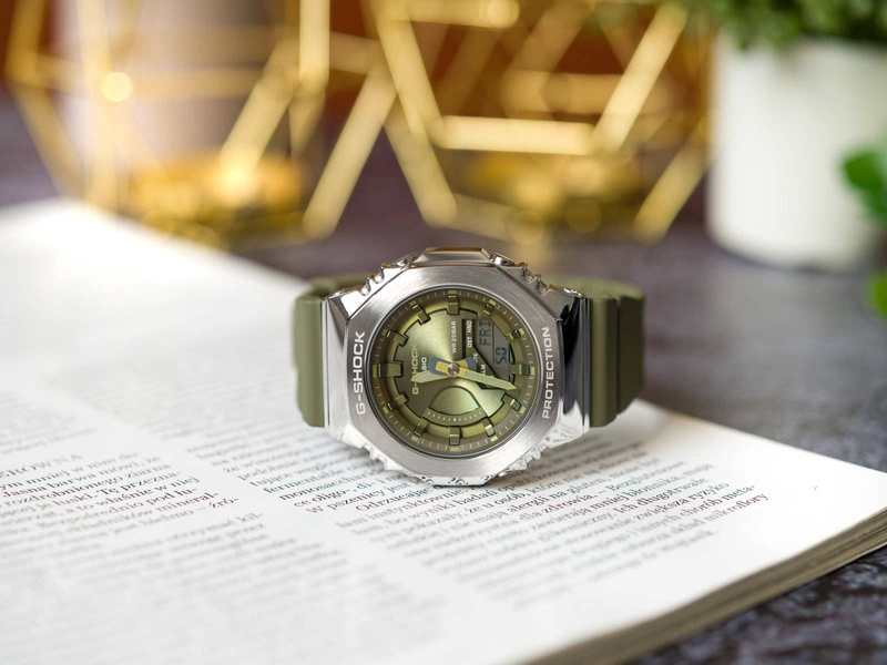 Zegarek damski CASIO G-SHOCK GM-S2100-3AER Metal Covered