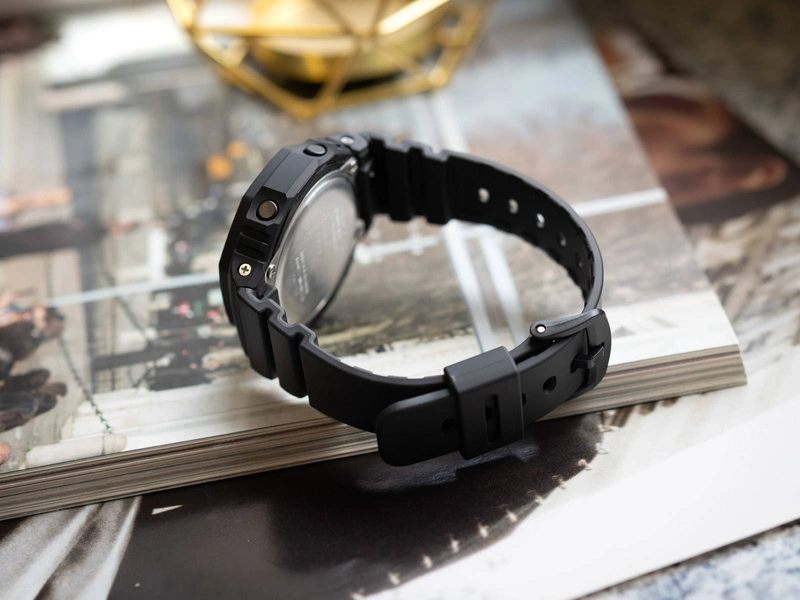 Zegarek damski CASIO G-SHOCK GMA-S2100GA-1AER Carbon Core Guard