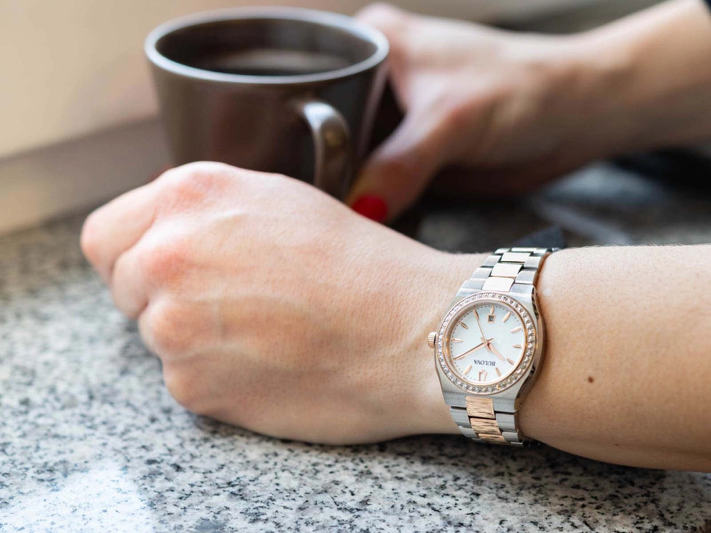 Zegarek damski BULOVA 98R283 Surveyor