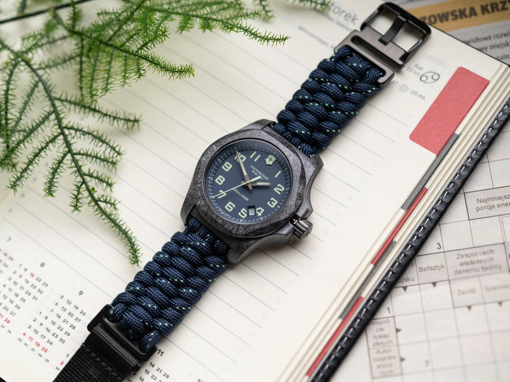 Zegarek męski Victorinox 241860 INOX Carbon