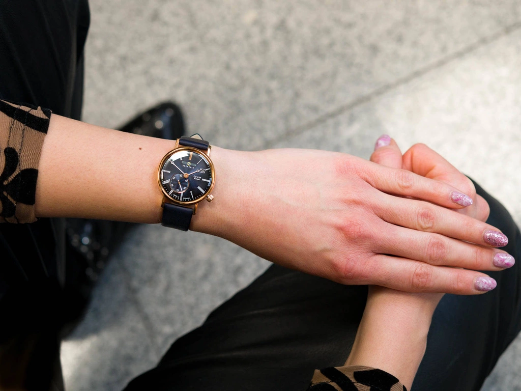 Zegarek damski ZEPPELIN LZ120 ROME LADY 7137-3