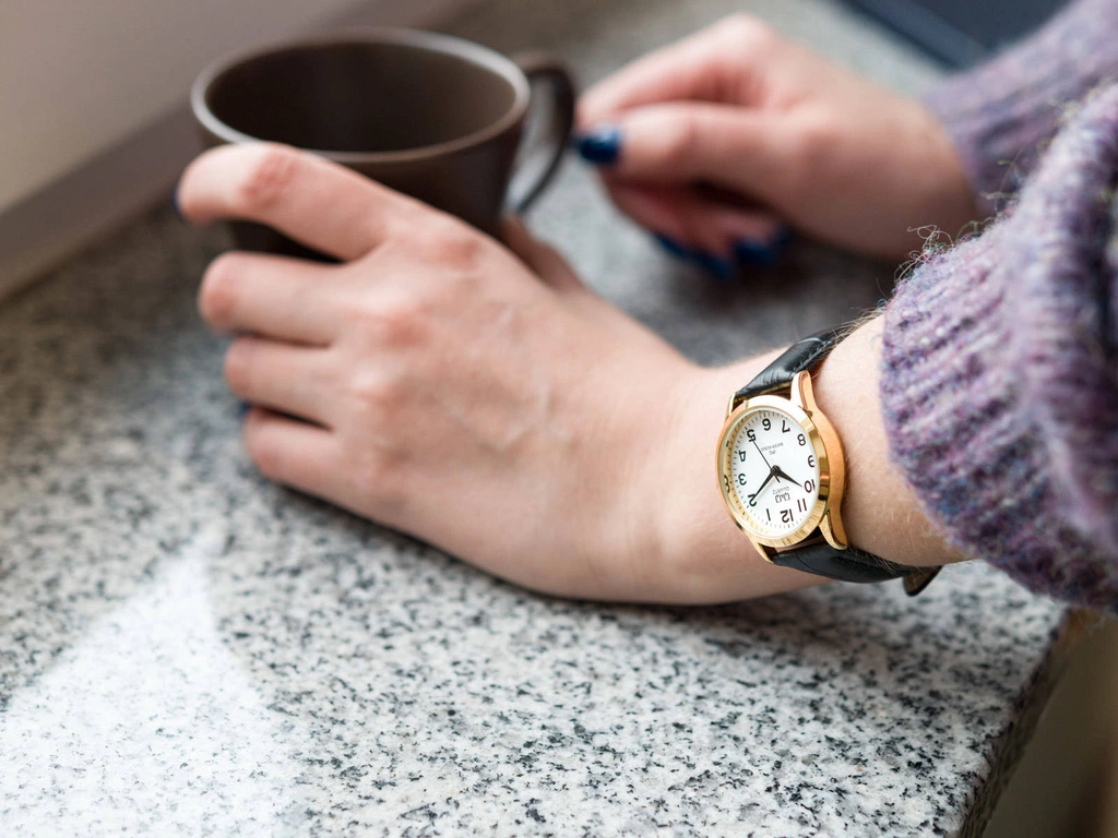 Zegarek damski Q&Q C215J104Y