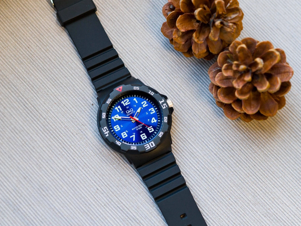 Zegarek męski Q&Q VR18J005Y