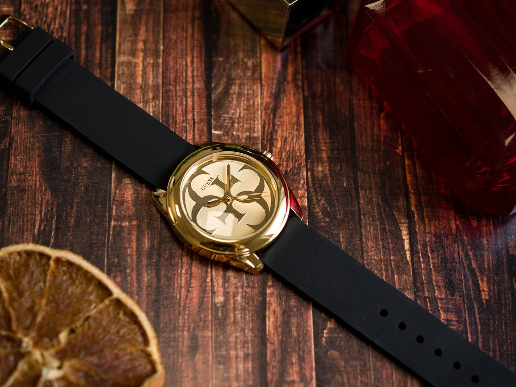 Zegarek damski GUESS TWIST W0911L3