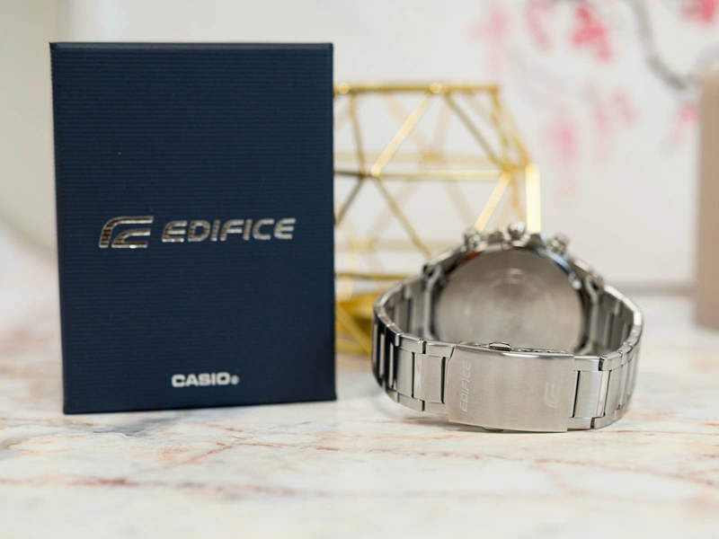 Zegarek męski CASIO Edifice EFV-620D-1A2VUEF