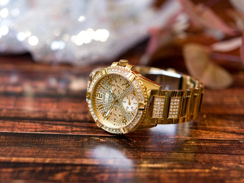 Zegarek damski GUESS FRONTIER W1156L2