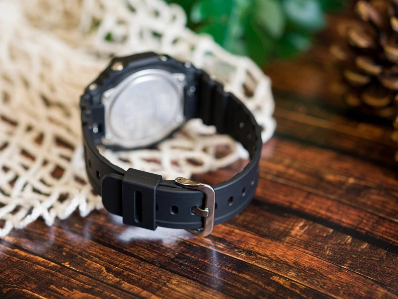 Zegarek męski CASIO G-SHOCK GA-2100-1A3ER Neon Accent Series