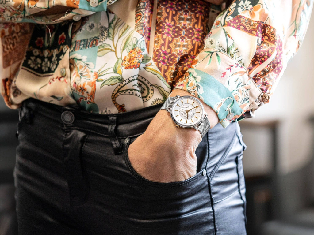 Zegarek damski VERSACE VE8102019 V-Circle