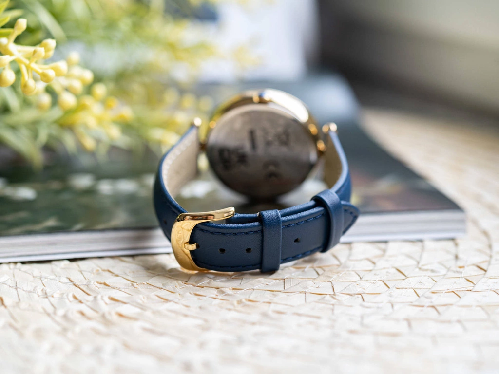 Zegarek damski VERSACE VECO02122 Palazzo