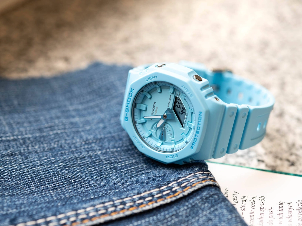 Zegarek męski CASIO G-SHOCK GA-2100-2A2ER-OUTLET