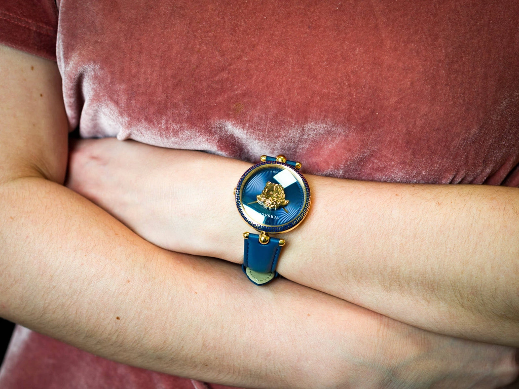 Zegarek damski VERSACE VECO02122 Palazzo