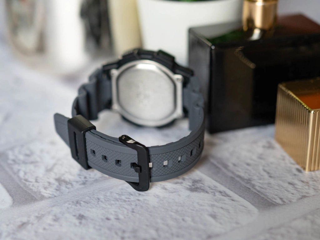 Zegarek męski CASIO AE-1000W-8AVEF