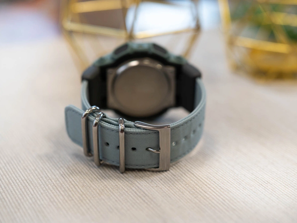 Zegarek męski CASIO G-SHOCK GA-010CE-2AER