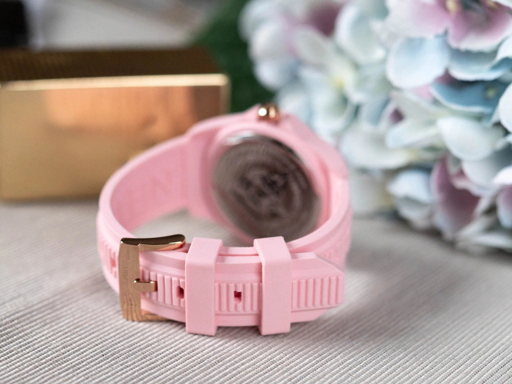 Zegarek damski PLEIN SPORT PSQGA0325 Fearless