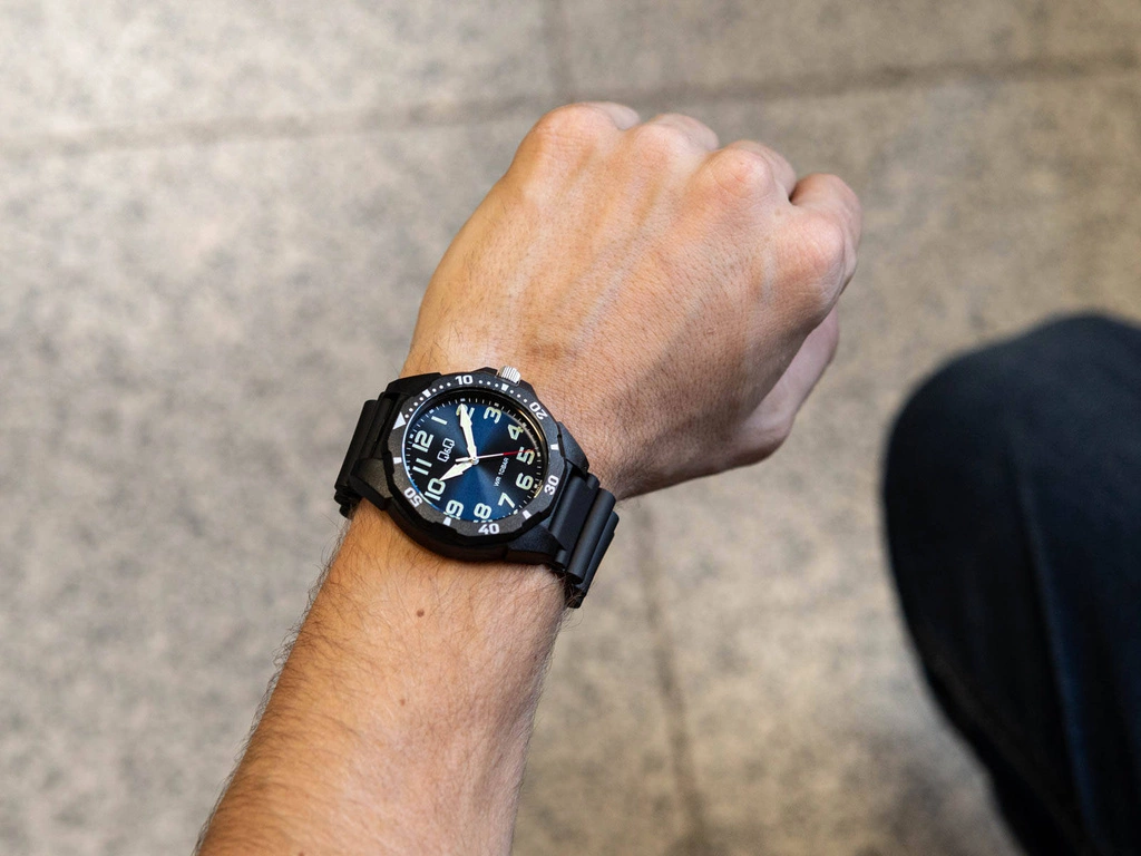 Zegarek męski Q&Q VS44J004Y