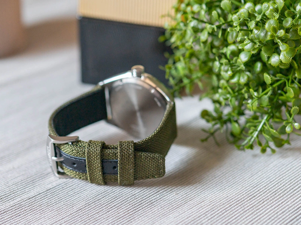 Zegarek męski Citizen AW1571-09A Eco-Drive Military