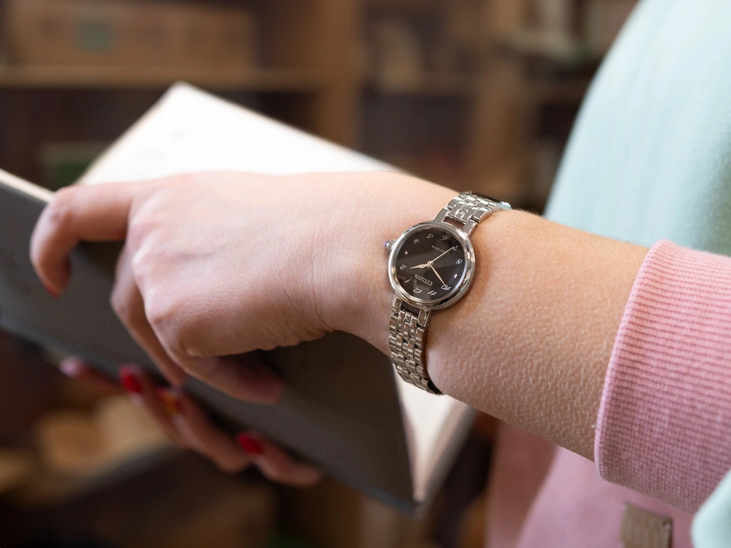 Zegarek damski Citizen EM0990-81E Eco-Drive Citizen L