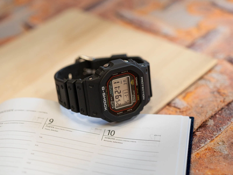 Zegarek męski CASIO G-SHOCK CASIO DW-5000R-1AER