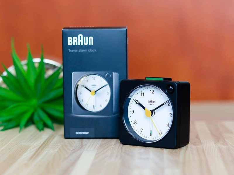 Budzik Braun BC02XBW