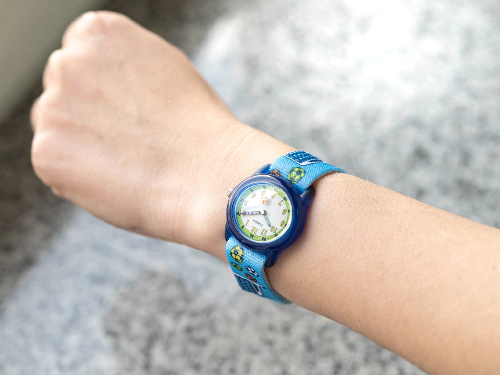 Zegarek dziecięcy Timex TW7C16500 Kids Time Machines Soccer