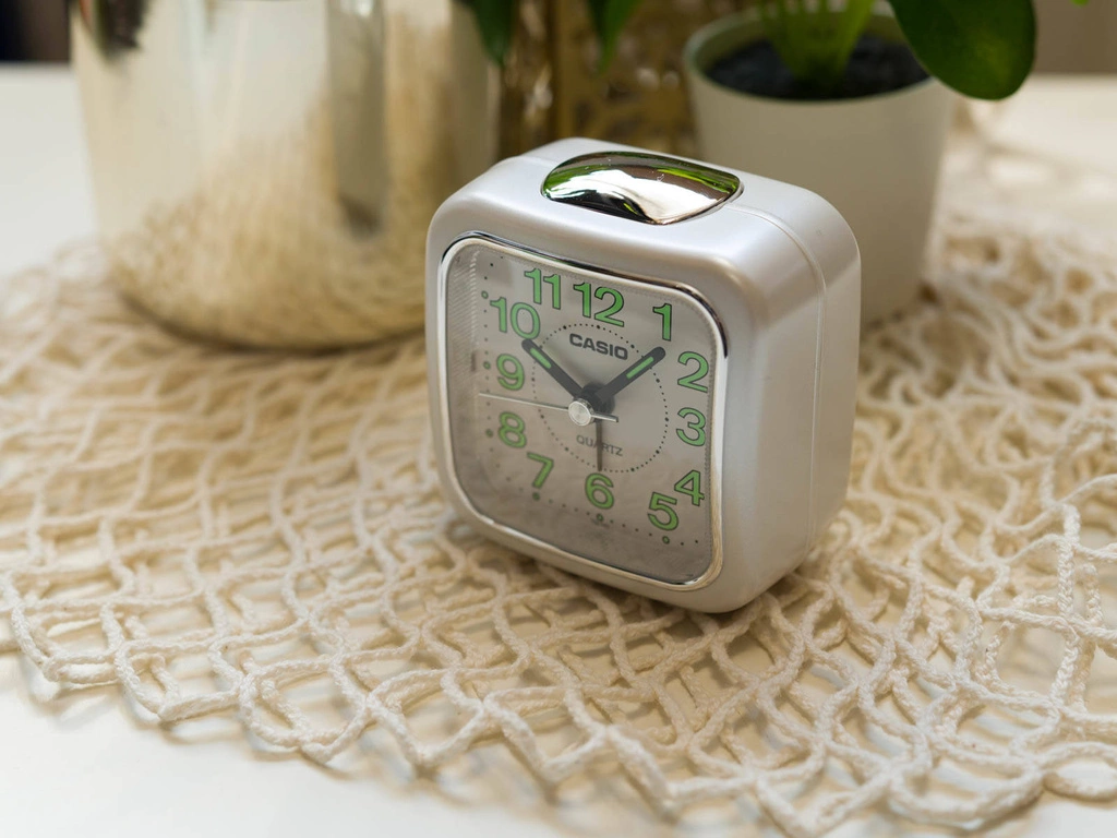 Budzik Casio TQ-142-7EF