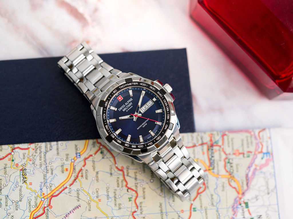 Zegarek męski SWISS ALPINE MILITARY SAM7043.1135