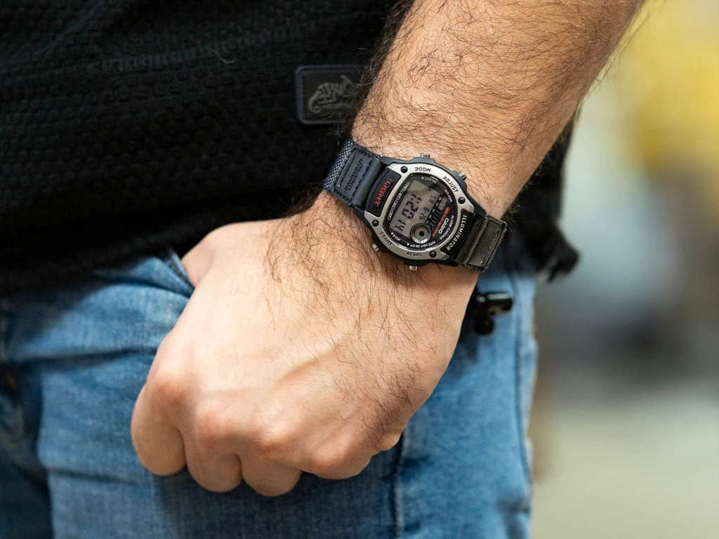 Zegarek męski CASIO W-220HF-8AVEF