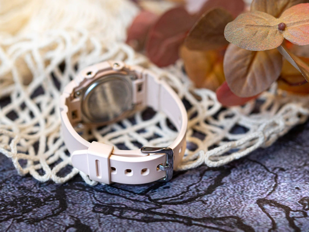 Zegarek damski CASIO BABY-G BGD-565U-4ER