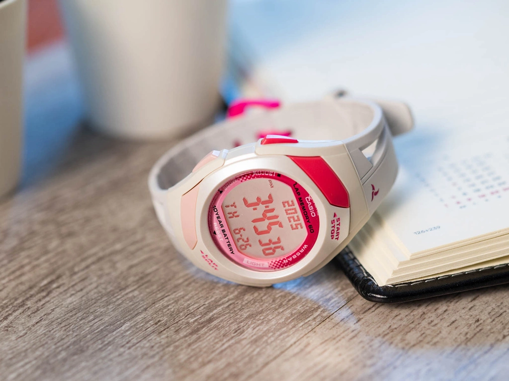 Zegarek CASIO STR-300-7EG