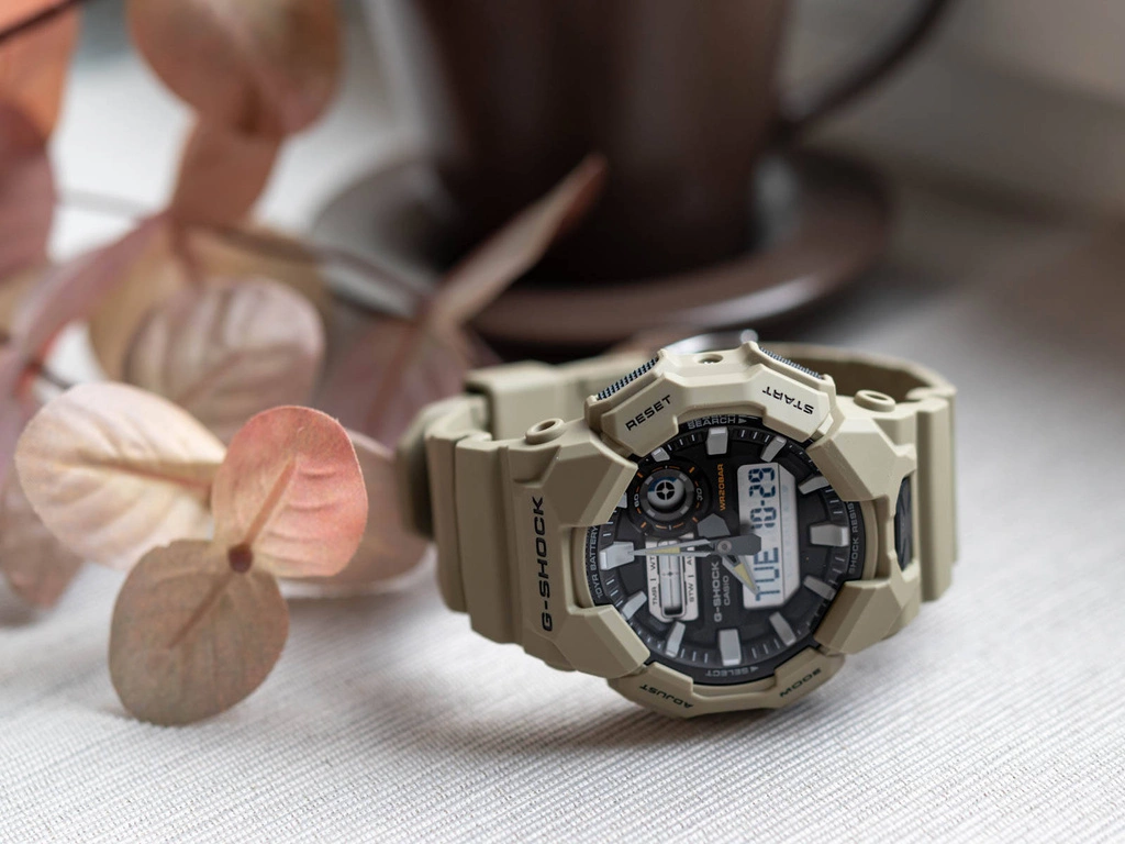 Zegarek męski CASIO G-SHOCK GA-010-5AER