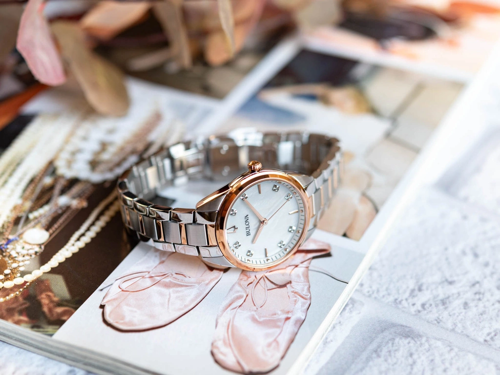 Zegarek damski BULOVA 98P183 Classic Diamonds