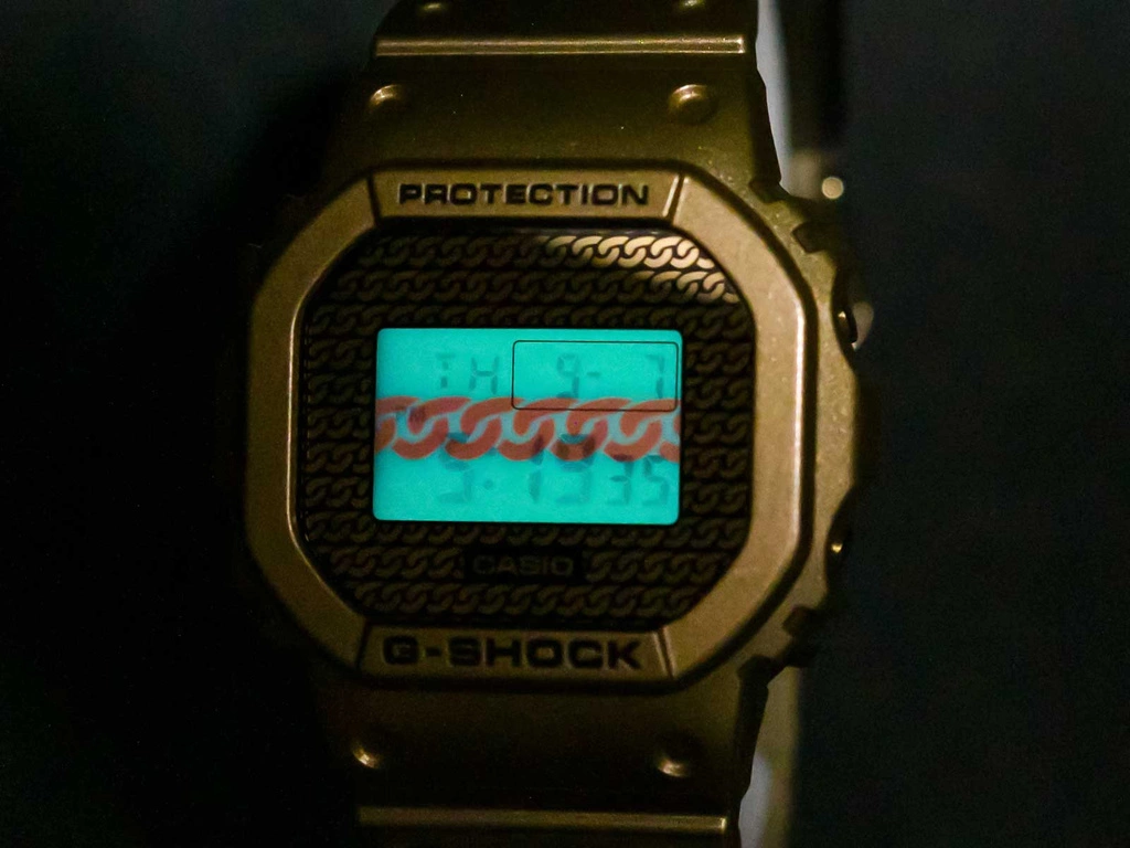 Zegarek męski CASIO G-SHOCK DWE-5600HG-1ER Gold Chain