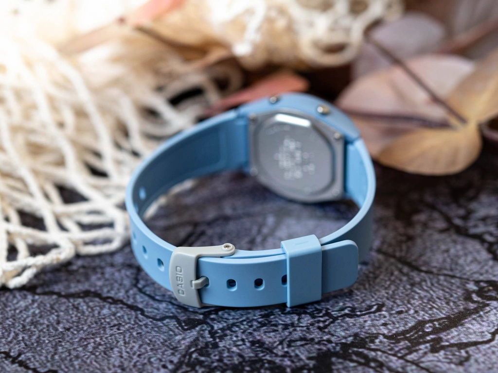 Zegarek damski CASIO LW-205H-2AEF