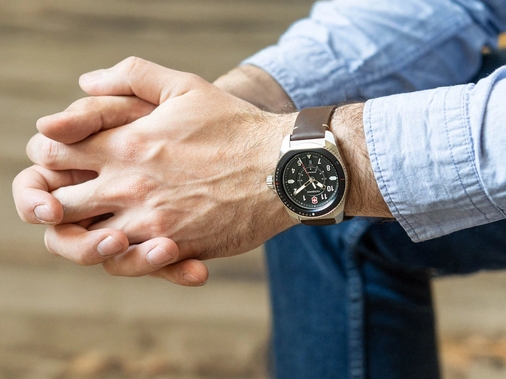 Zegarek męski Victorinox 241976.1 Journey 1884