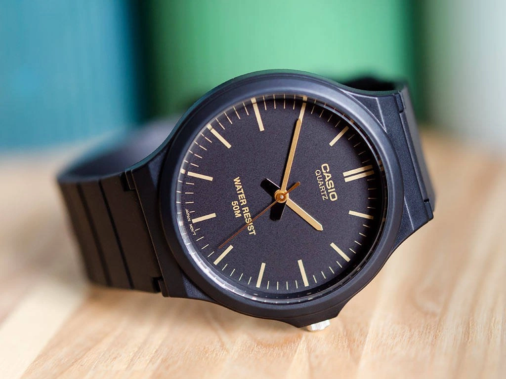 Zegarek męski CASIO MW-240-1E2VEF