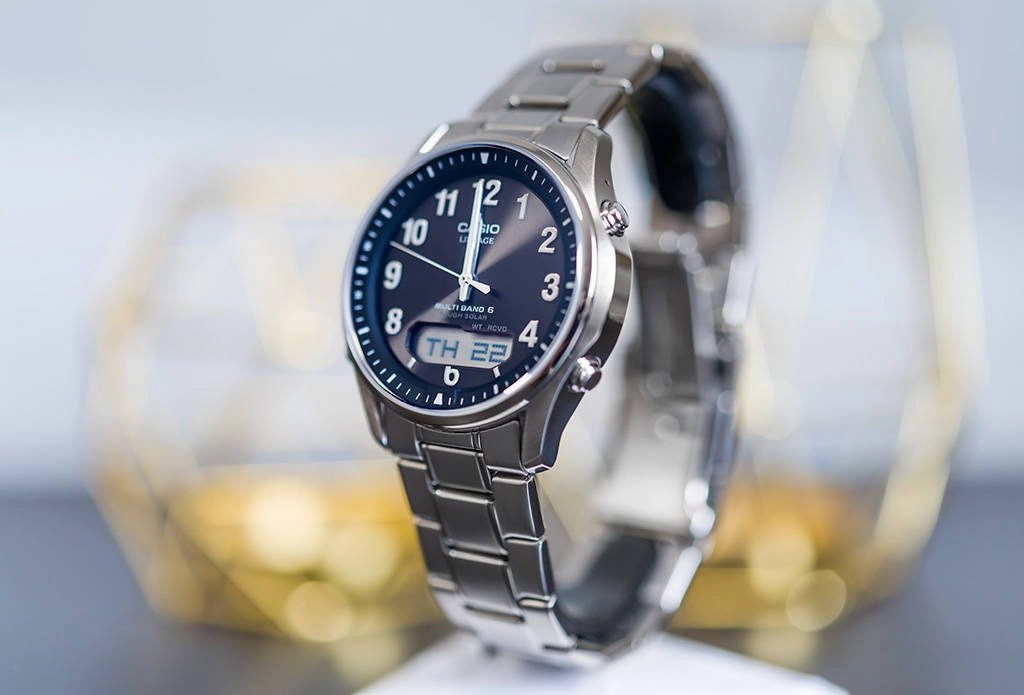 Zegarek męski CASIO LCW-M100TSE-1A2ER