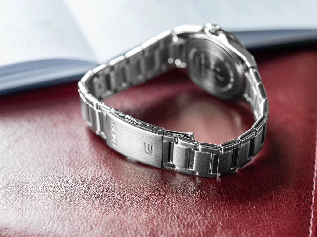 Zegarek męski CASIO Edifice EFR-S108DE-2AVUEF