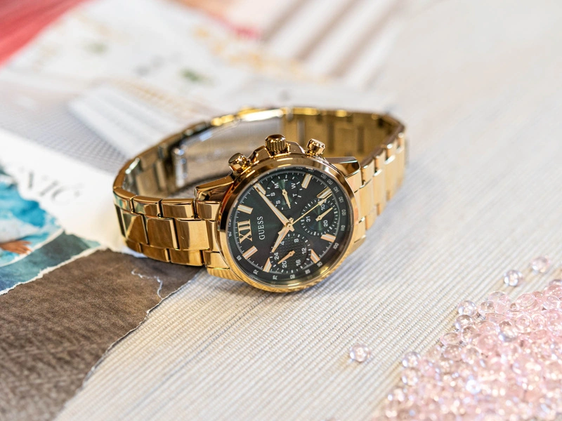 Zegarek damski GUESS GW0933L6 Bailey