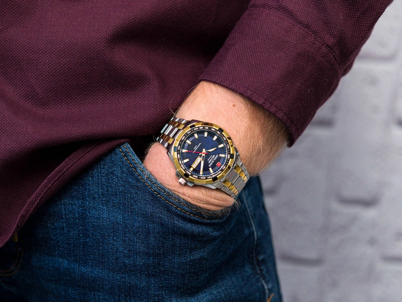 Zegarek męski SWISS ALPINE MILITARY SAM7043.1145 