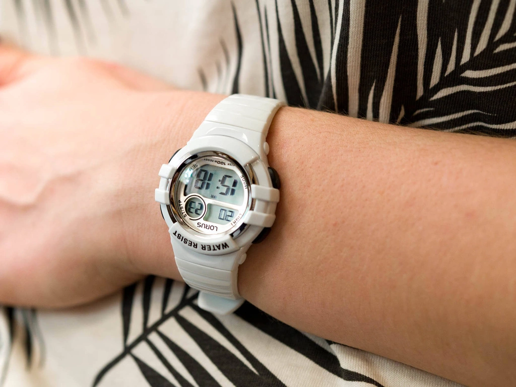 Zegarek dziecięcy LORUS R2383HX9