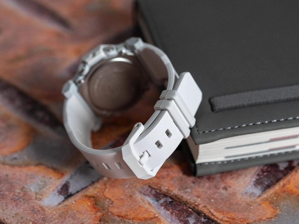 Zegarek CASIO G-SHOCK GA-2300-7AER