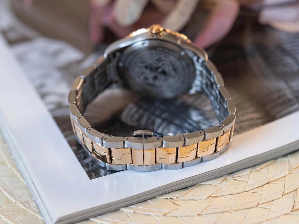 Zegarek męski VERSACE HELLENYIUM GMT V11050016