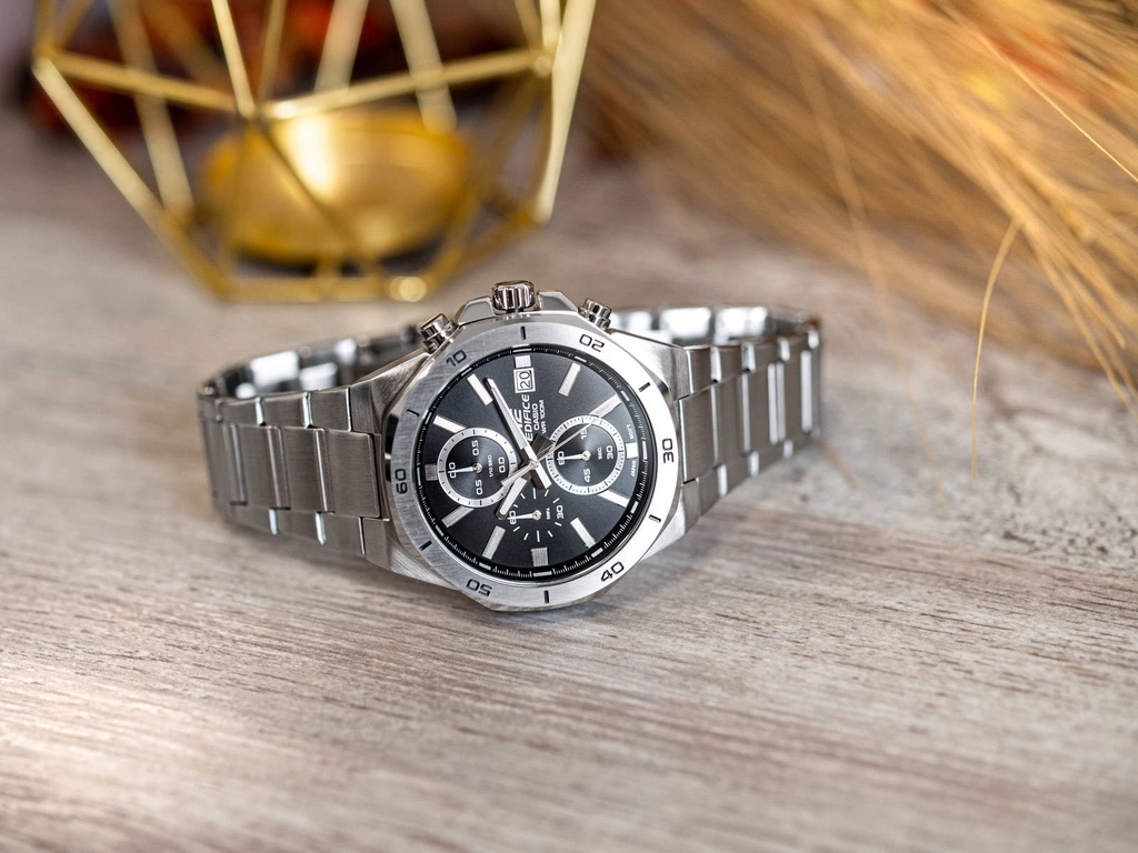 Zegarek męski CASIO Edifice EFV-640D-1AVUEF