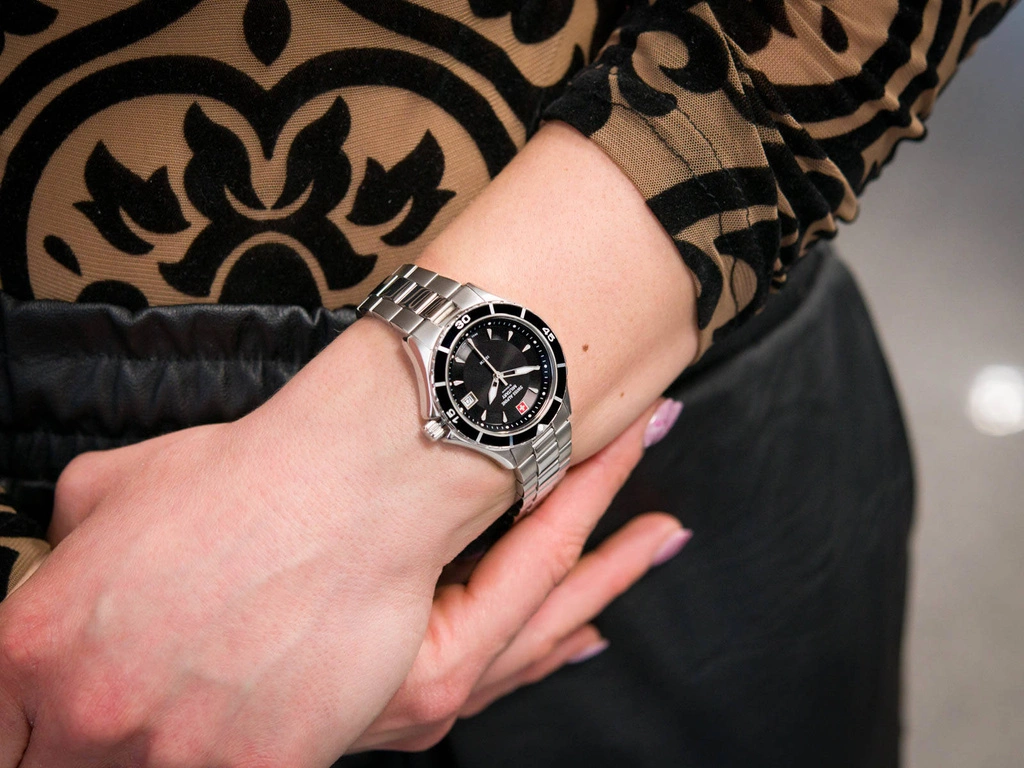 Zegarek damski SWISS ALPINE MILITARY 7740.1137