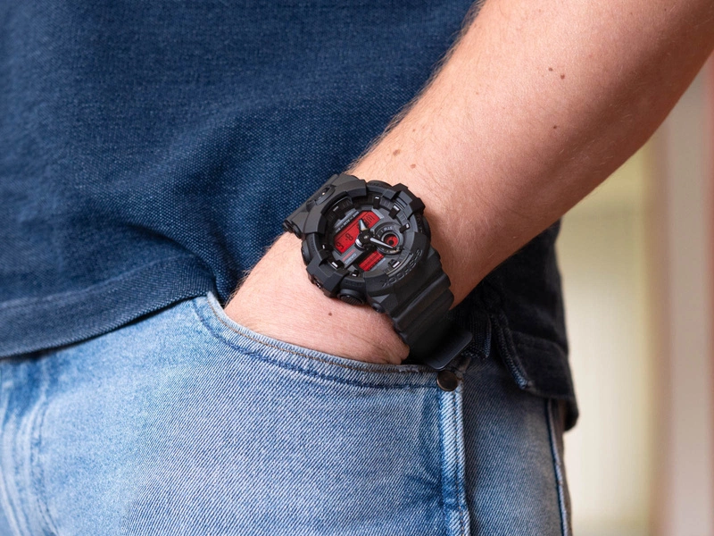 Zegarek męski CASIO G-SHOCK GA-700BBR-1AER
